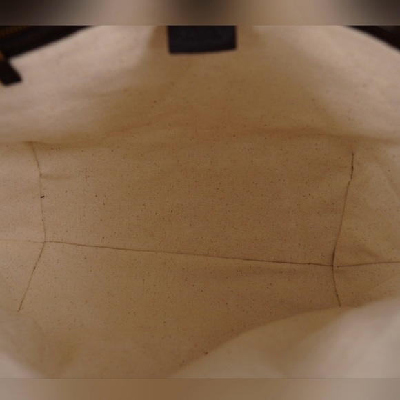 Gucci Double G Hobo Bag - Picture 14 of 15